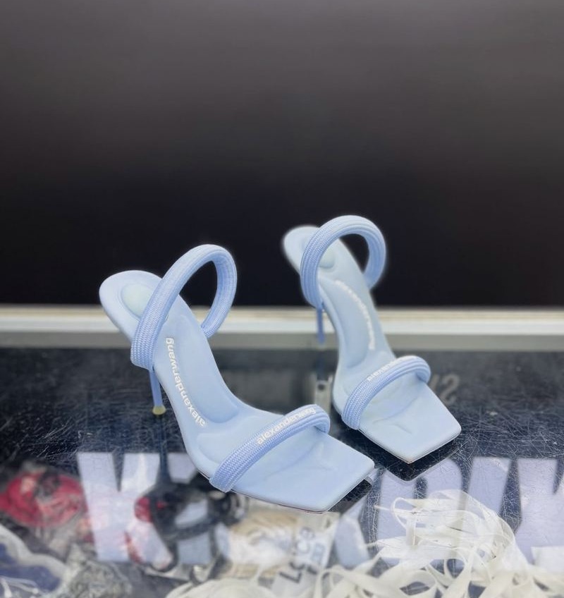 Heels after KICK6IX clean